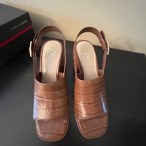 Vince Camuto Brendiza, Open Toe Sandals, Camel, 8.5M NWT